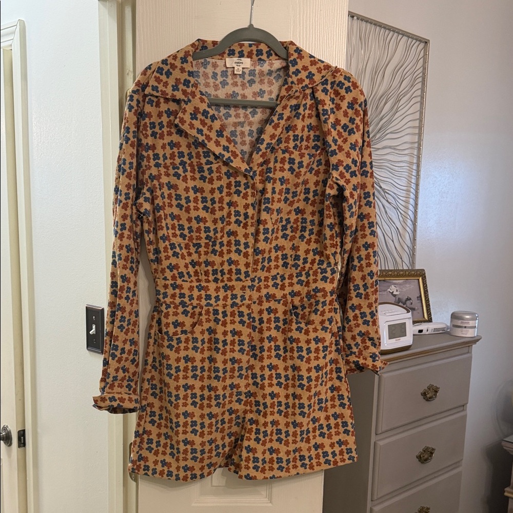 Entro Floral Long-Sleeve corduroy Romper